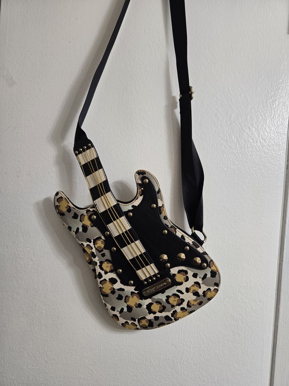 Betsey Johnson Leopard Print Guitar Crossbody in Black, Tan and Cream - Picture 9 of 9